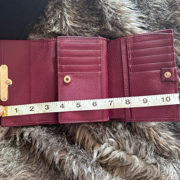 Authentic Gucci Leather Wallet. - Picture 16 of 16